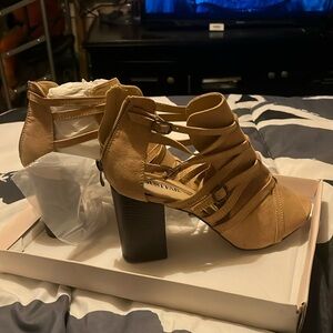 Light brown chunky heels